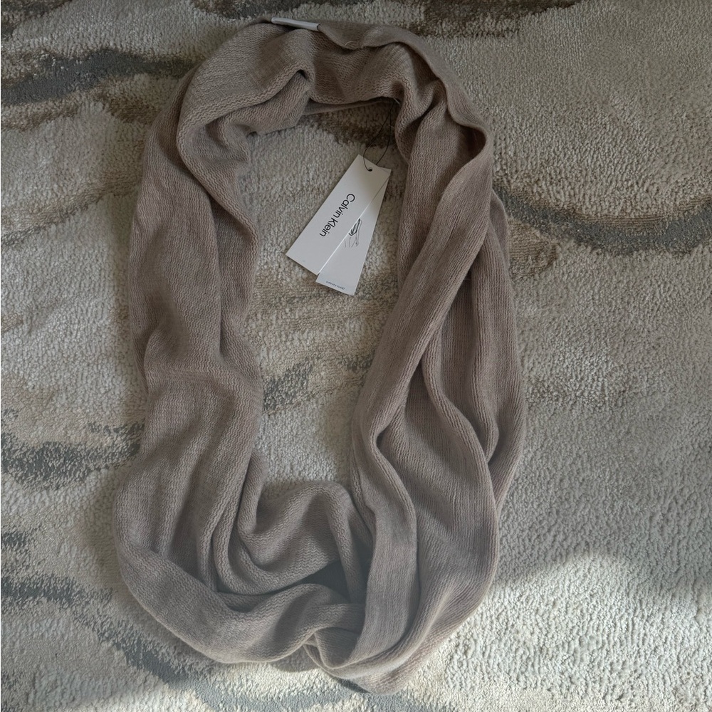 Calvin Klein infinity loop scarf light brown/tan  color NWT
